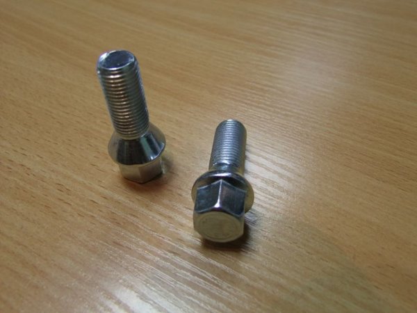 Болты для дисков M12X1,25X30 Цинк Конус с выступом ключ 17 мм